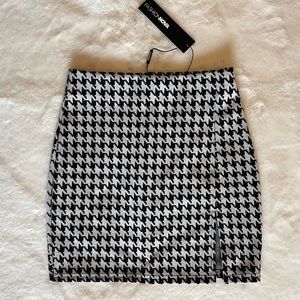 SOLD Black&White Houndstooth Tweed Mini Skirt
